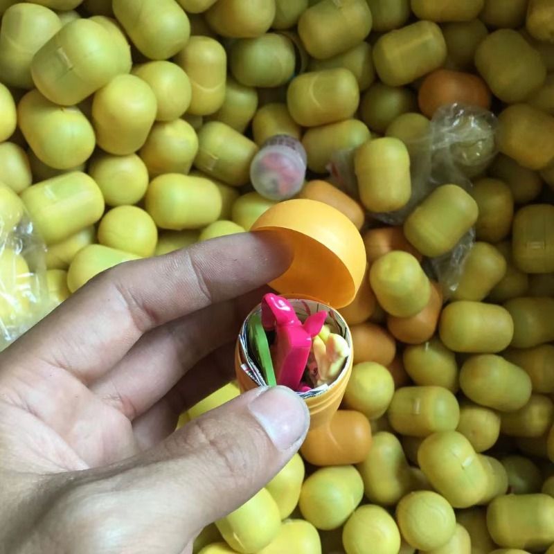 Capsule Toy Gashapon - Capsule Gashapon Gacha Toy Kinder Egg