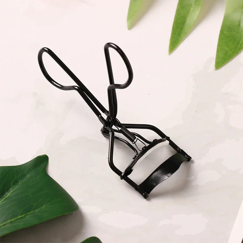 Woman Circle Eyelash Curler Cu - Display Risers Set review and price
